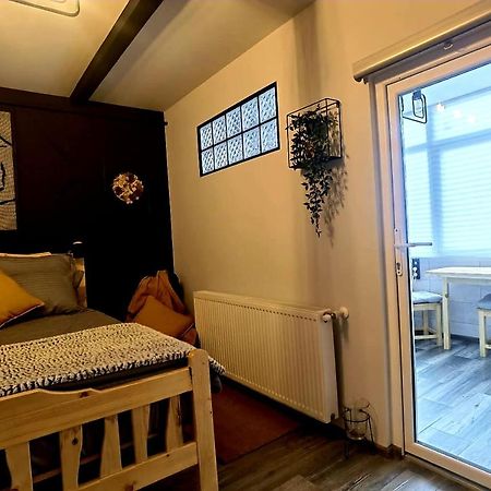 Night Lotus Apartment Hunedoara Exterior foto