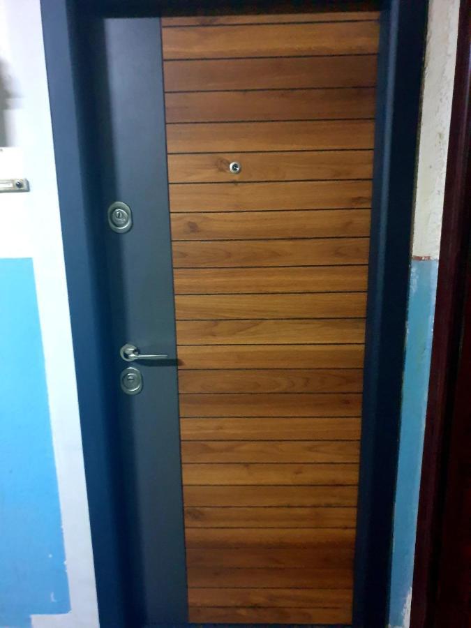 Night Lotus Apartment Hunedoara Exterior foto